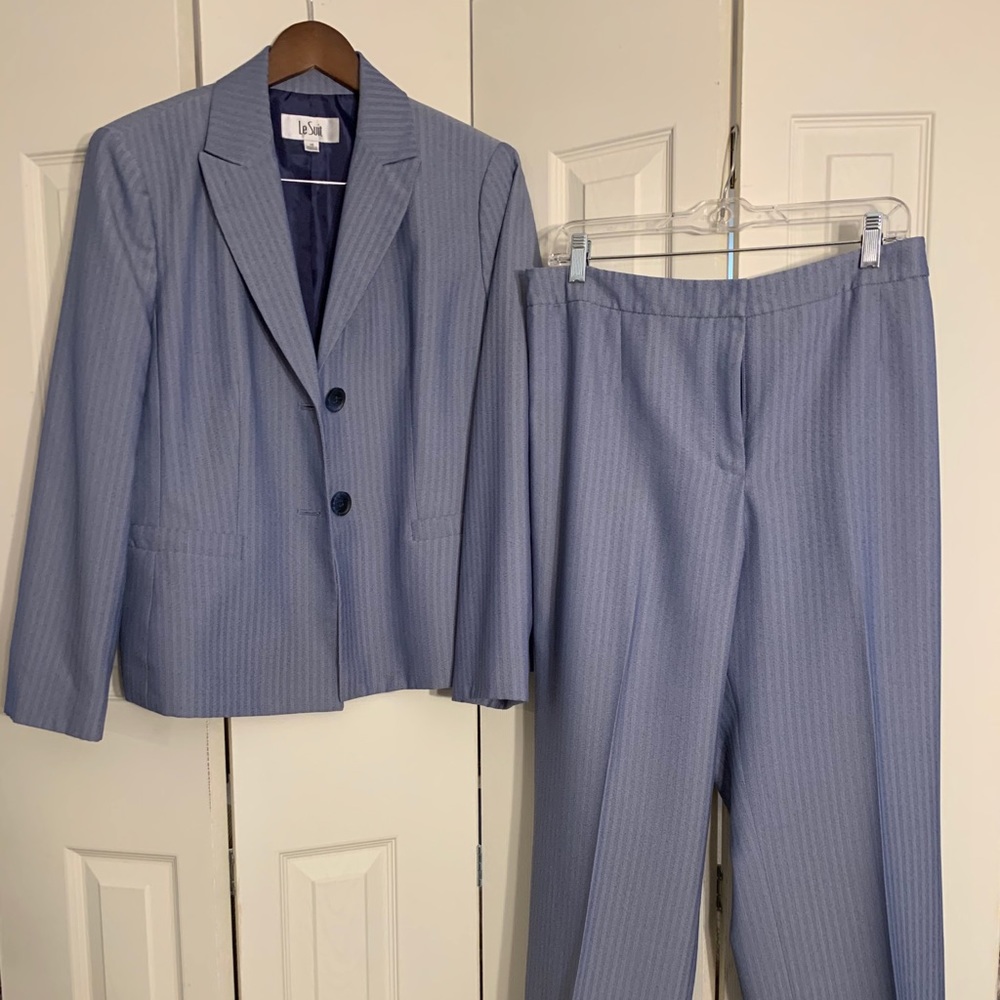 Le Suit Blue Pinstripe Pant Suit